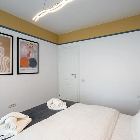 Spacious 1009 B3 * Bucarest