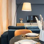 Spacious 1009 B3 *